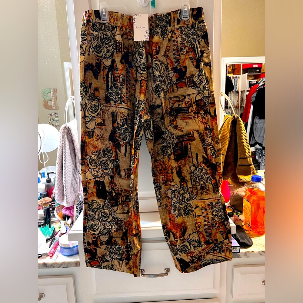 XXL PANTALÓN tulip hem khaki floral elastic waist crop pants